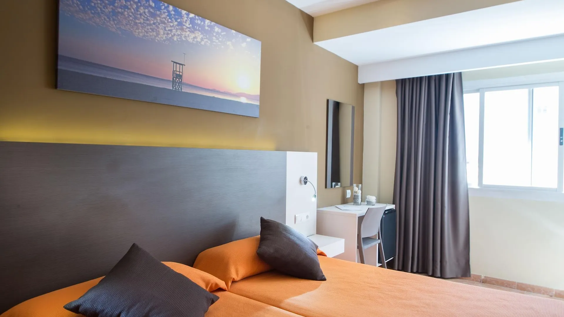 Hotel Abelux Palma de Mallorca 2*,